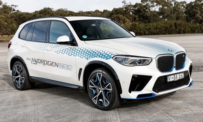 Mẫu BMW thử nghiệm công nghệ pin nhiên liệu hydro - iX5 Hydrogen. (Ảnh: Drive)