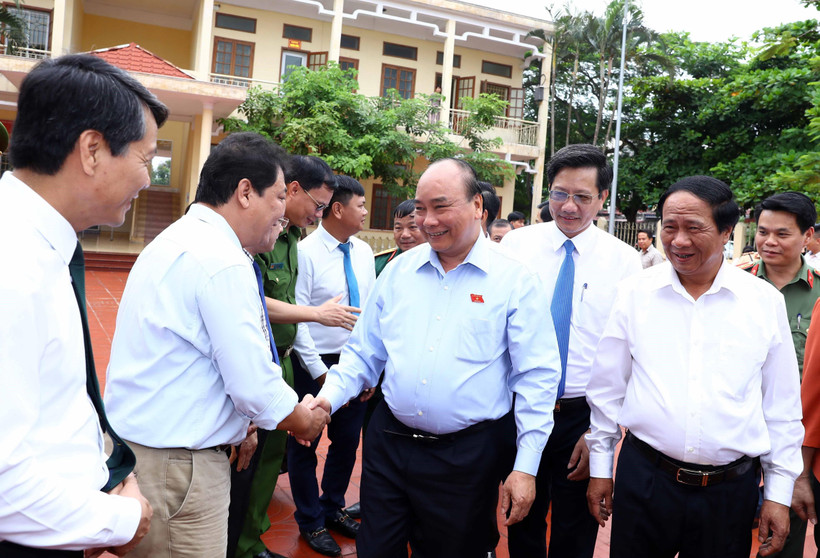 Thủ tướng Nguyễn Xuân Phúc và các đại biểu. (Ảnh: Thống Nhất/TTXVN)