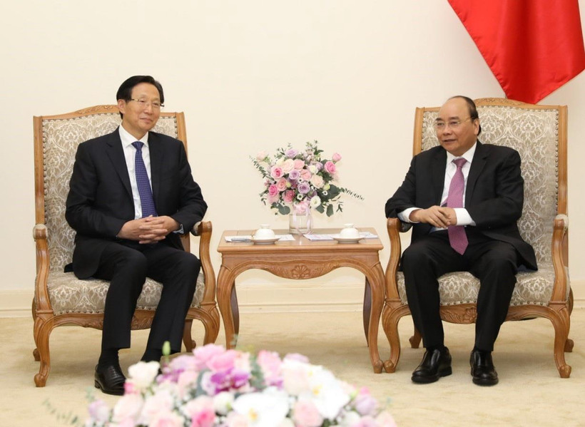 Thủ tướng Nguyễn Xuân Phúc tiếp Bộ trưởng Bộ Nông nghiệp nông thôn Trung Quốc Hàn Trường Phú. (Ảnh: Văn Điệp/TTXVN)