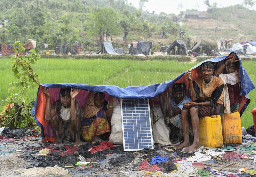 Người tị nạn Rohingya tại trại tị nạn Balukhali, Bangladesh. (Ảnh: AFP/TTXVN)