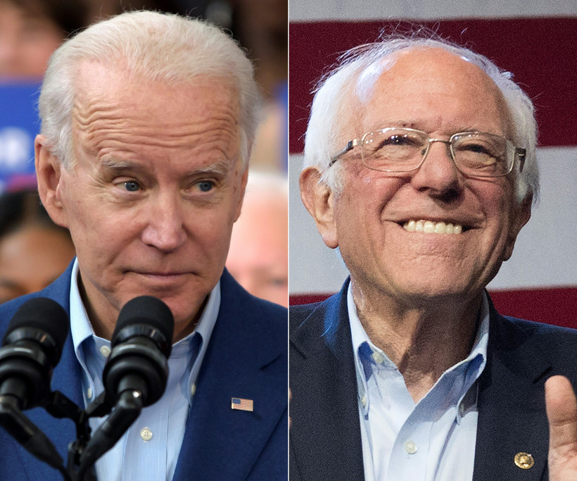 Cựu Phó Tổng thống Mỹ Joe Biden (trái) và ứng viên tranh cử tự do, Thượng nghị sỹ Bernie Sanders. (Ảnh: AFP/TTXVN)