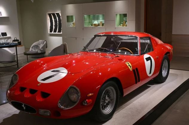 Siêu xe Ferrari 250 GTO trưng bày tại New York. (Nguồn: Reuters)