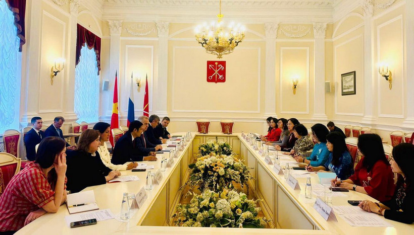 Quang cảnh buổi làm việc. (Ảnh: TTXVN phát)