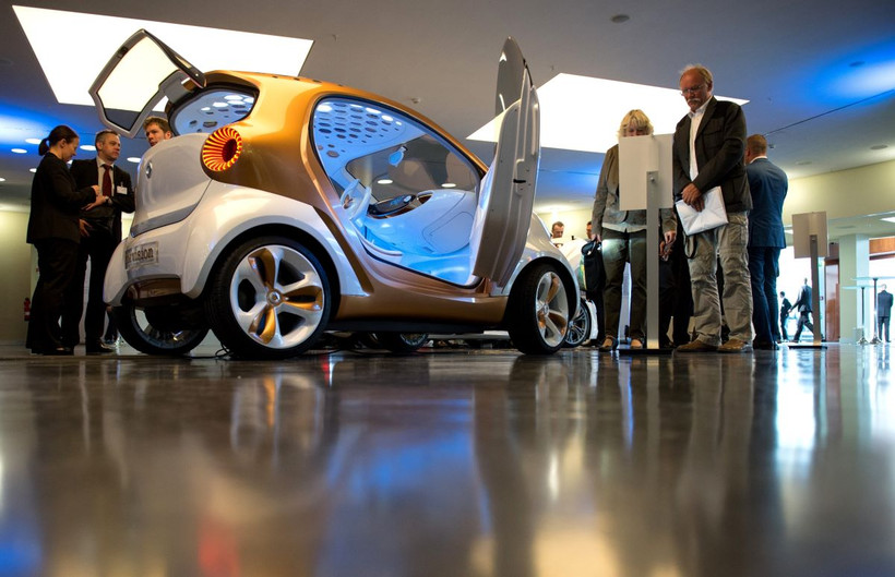 Một mẫu xe tự hành được giới thiệu tại Hội nghị Smart mobility ở Berlin, Đức. (Ảnh: AFP/TTXVN)