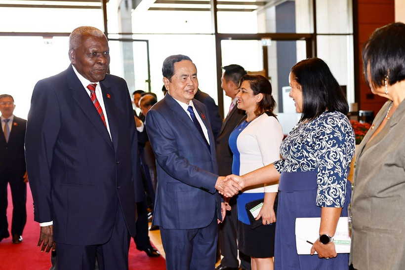 Chủ tịch Quốc hội Trần Thanh Mẫn và đại biểu đón Chủ tịch Quốc hội Chính quyền Nhân dân Cuba Esteban Lazo Hernandez thăm và làm việc tại Việt Nam. (Ảnh: Doãn Tấn/TTXVN)