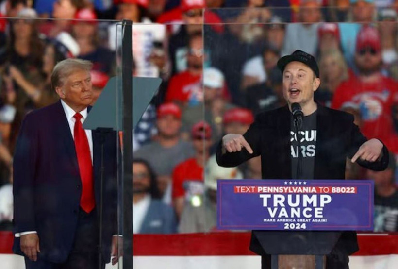 Tỷ phú Elon Musk phát biểu trong cuộc vận động tranh cử của cựu Tổng thống Donald Trump ở Butler, bang Pennsylvania (Mỹ), ngày 5/10. (Ảnh: Reuters/TTXVN)