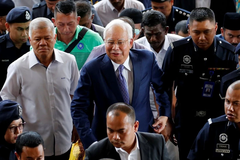 Cựu Thủ tướng Malaysia Najib Razak tới tòa án ở Kuala Lumpur, Malaysia, ngày 2/4/2024. (Ảnh: ANI/TTXVN)