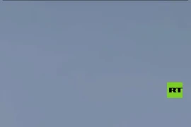 Tên lửa đánh chặn mục tiêu gần máy bay đang cất cánh ở Israel