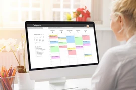 Ngày càng nhiều công ty khởi nghiệp trong lĩnh vực AI ở Mỹ mong muốn nhân viene làm việc nhiều giờ hơn quy định. (Ảnh minh họa: Canva)