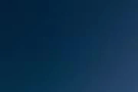 Dân Ukraine kinh hãi chứng kiến loạt tên lửa hành trình Nga "đánh võng" tới mục tiêu