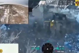 Khoảnh khắc drone Nga xóa sổ cả tiểu đội Ukraine sau một đòn tấn công