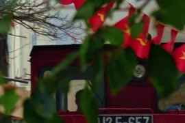 Thủ tướng Singapore đăng video đặc sắc về chuyến thăm Việt Nam trên TikTok