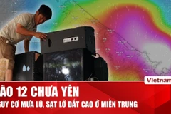 Từ bão số 12 đến vùng áp thấp: Thử thách mới cho miền Trung