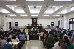 Tòa án Nhân dân thành phố Đà Nẵng xét xử sơ thẩm vụ án "Lừa đảo chiếm đoạt tài sản" tại Công ty Cổ phần Tài chính VietNamCapital. (Ảnh: PV/Vietnam+)