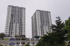 Người trẻ dễ thở hơn trên hành trình mua nhà ở xã hội. (Ảnh: Vietnam+)
