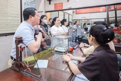 Giá vàng trong nước đảo chiều tăng 1 triệu đồng mỗi lượng theo thế giới. (Nguồn: TTXVN)