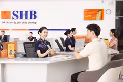Cơ hội trúng iPhone 16 Pro max và vàng 999.9 khi chuyển tiền quốc tế tại SHB. (Ảnh: Vietnam+)