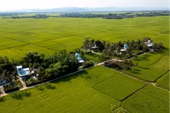 Những ngôi nhà an toàn được Ngân hàng Phát triển Châu Á và Chính phủ tài trợ được xây dựng lại trong chiến dịch Quang Trung tại khu phố Đông Thạnh, phường Đông Hòa tỉnh Đắk Lắk. (Ảnh: ADB)