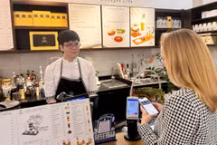 Thanh toán QR xuyên biên giới mở rộng kết nối, thúc đẩy kinh tế số. (Ảnh: Vietnam+)