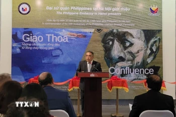 Đại sứ Đặc mệnh toàn quyền Philippines tại Việt Nam Meynardo Los Banos Montealegre phát biểu khai mạc. (Ảnh: Phương Thanh/TTXVN)