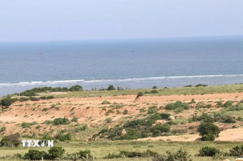 Nơi được chọn xây dựng Nhà máy điện hạt nhân Ninh Thuận 1 tại xã Phước Dinh. (Ảnh: Công Thử/TTXVN)