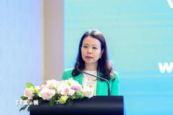 Thứ trưởng Bộ Ngoại giao Nguyễn Minh Hằng phát biểu. (Ảnh: Giang Phương/TTXVN)