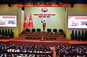 Phiên thảo luận tại hội trường về các văn kiện Đại hội, chiều 21/1. (Ảnh: TTXVN)