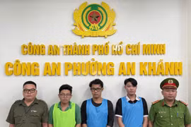 Các đối tượng từ trái sang Tuấn, Thảo, Nhật tại cơ quan Công an Thành phố Hồ Chí Minh. (Ảnh: CA Thành phố Hồ Chí Minh cung cấp)