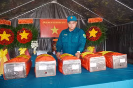 Hiện các lực lượng chức năng tiếp tục mở rộng phạm vi tìm kiếm hài cốt các liệt sĩ còn lại và tiến hành các bước xác minh, giám định cần thiết để làm rõ thông tin, danh tính các liệt sĩ. (Ảnh: PV/Vietnam+)
