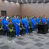 Các bị cáo khai báo tại phiên tòa. (Ảnh: Kim Anh/TTXVN)