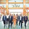 Phó Thủ tướng Bùi Thanh Sơn kiểm tra công tác chuẩn bị cho Hội chợ mùa Thu. (Ảnh: PV/Vietnam+)