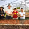 Chuyên gia Harro Boekhold chia sẻ: Khe Sanh không cần trở thành bản sao của bất kỳ vùng càphê nổi tiếng nào trên thế giới; giá trị của vùng đất này nằm ở câu chuyện về con người, hạt càphê và hành trình từ chiến tranh đến hòa bình. (Ảnh: TTXVN phát)