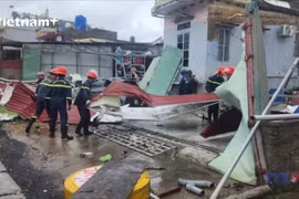Giông lốc làm hơn 10 người thương vong ở các xã thuộc tỉnh Hưng Yên