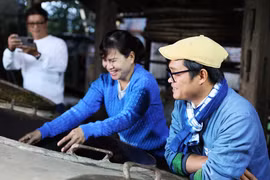 Chàng trai phố cổ mang tình yêu trà lên đỉnh Tà Xùa 