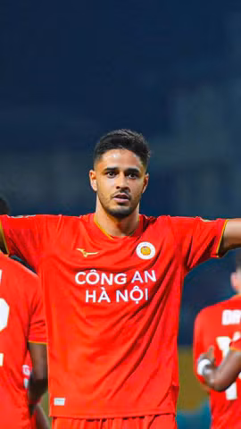 Leo Artur ghi bàn mở tỷ số trong chiến thắng 2-0 của Công an Hà Nội trước Hồng Lĩnh Hà Tĩnh ở vòng 1 V-League 2026/27. (Ảnh: CAHNFCVN)