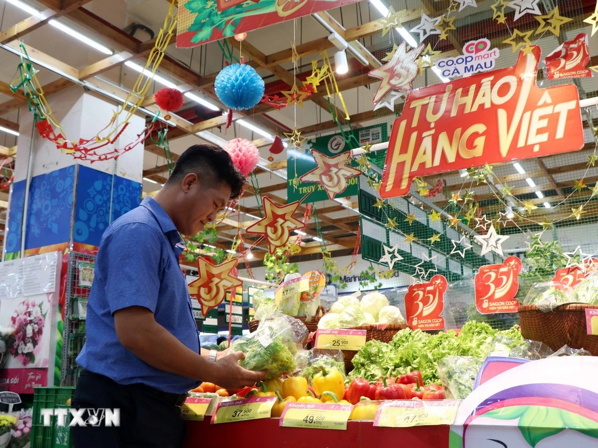 Hàng Việt chất lượng cao: 30 năm xây dựng niềm tin vững chắc cho người tiêu dùng