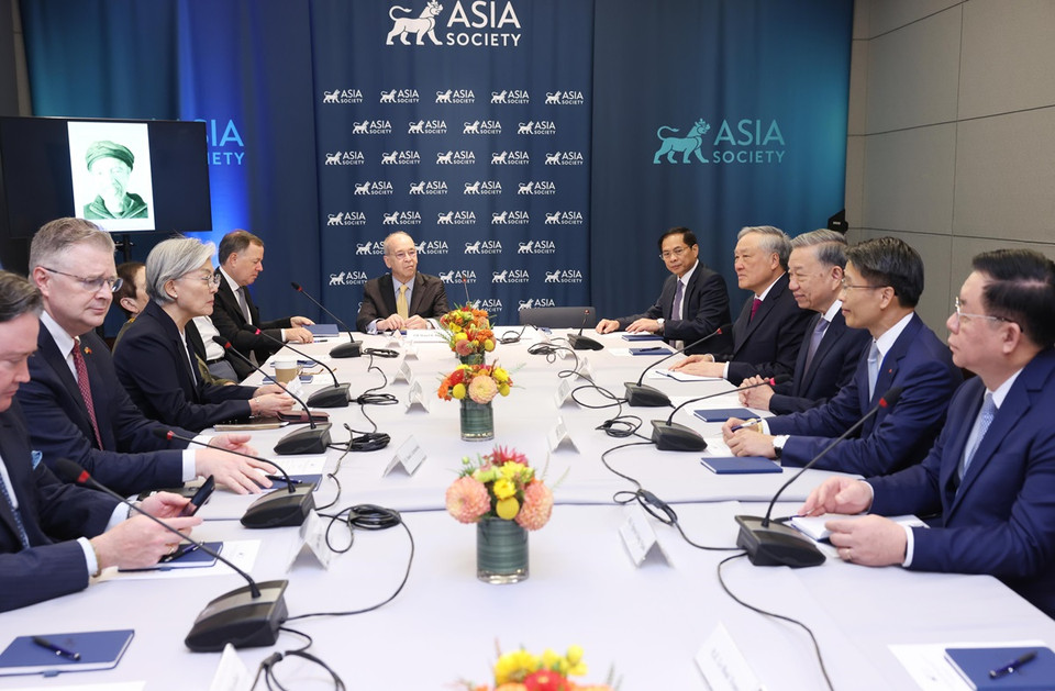 Chiều 22/9/2024, giờ địa phương (sáng 23/9, giờ Việt Nam), tại thành phố New York, Hoa Kỳ, Tổng Bí thư, Chủ tịch nước Tô Lâm tiếp lãnh đạo Viện nghiên cứu chính sách Asia Society. (Ảnh: Lâm Khánh/TTXVN)