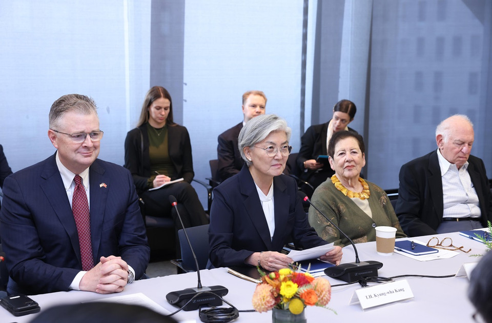 Bà Kang Kyung-wha, Chủ tịch kiêm Giám đốc điều hành Viện nghiên cứu chính sách Asia Society phát biểu tại cuộc gặp Tổng Bí thư, Chủ tịch nước Tô Lâm. (Ảnh: Lâm Khánh/TTXVN)