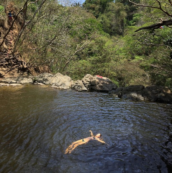 Năm 2009, cô trở thành Đại sứ thiện chí của của Chương trình Môi trường Liên Hiệp Quốc. Bức hình này được chụp nhân dịp Ngày thế giới về nước năm 2015. (Nguồn: QQ)