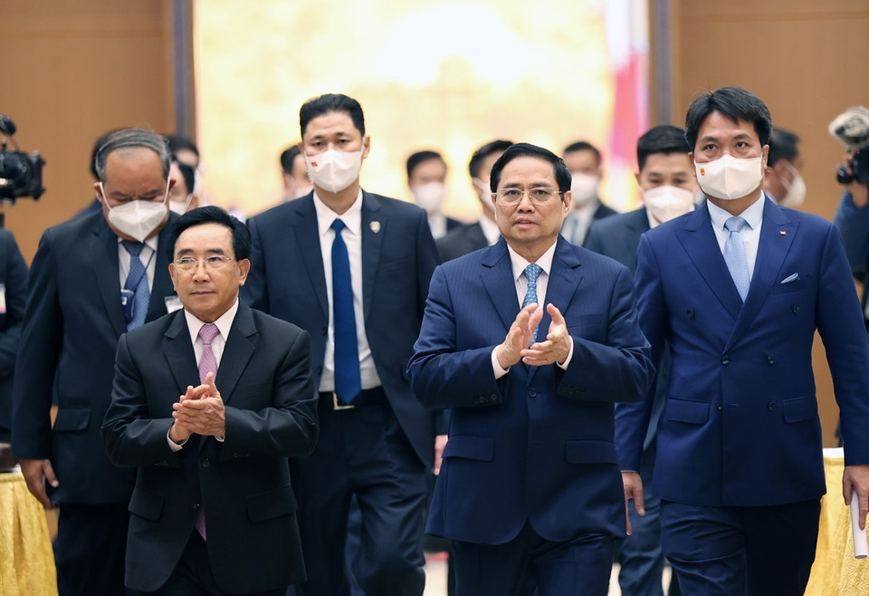 Thủ tướng Phạm Minh Chính và Thủ tướng Lào Phankham Viphavanh dự Lễ phát động Năm Đoàn kết Hữu nghị Việt Nam-Lào, Lào-Việt Nam 2022. (Ảnh: Dương Giang/TTXVN)