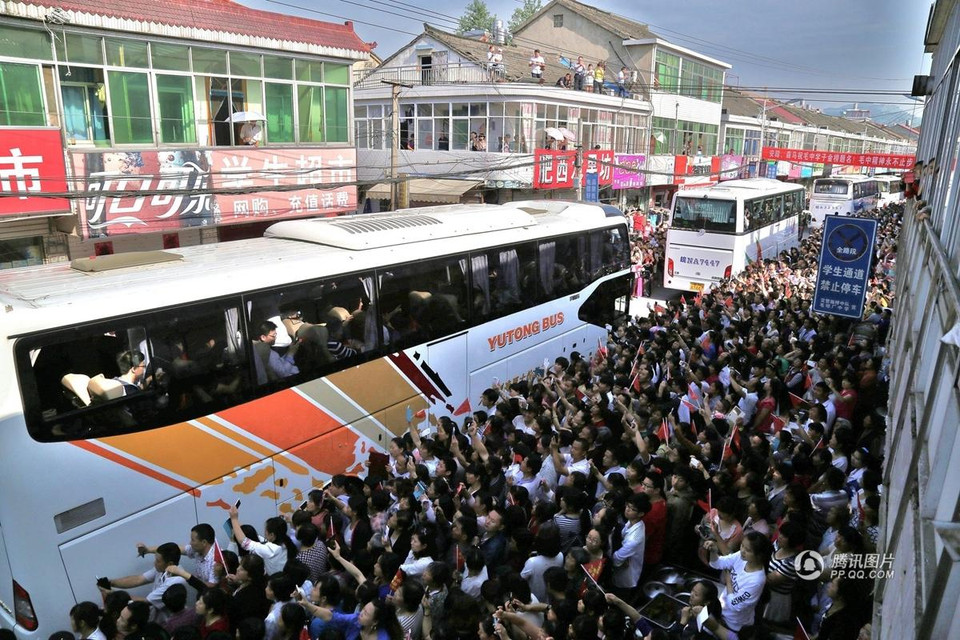 Trung Quốc được ví như một 'đại công xưởng thi cử' ở châu Á. (Nguồn: QQ)