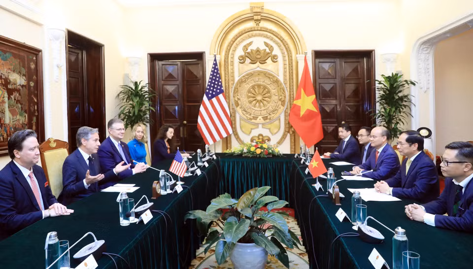 Bộ trưởng Ngoại giao Bùi Thanh Sơn hội đàm với Bộ trưởng Ngoại giao Hoa Kỳ Antony Blinken. (Ảnh: Lâm Khánh/TTXVN)