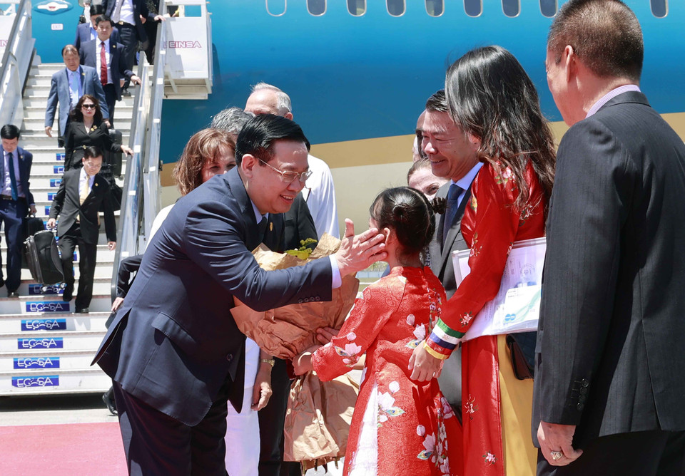 Lễ đón Chủ tịch Quốc hội Vương Đình Huệ tại Sân bay José Martí. (Ảnh: Doãn Tấn/TTXVN)