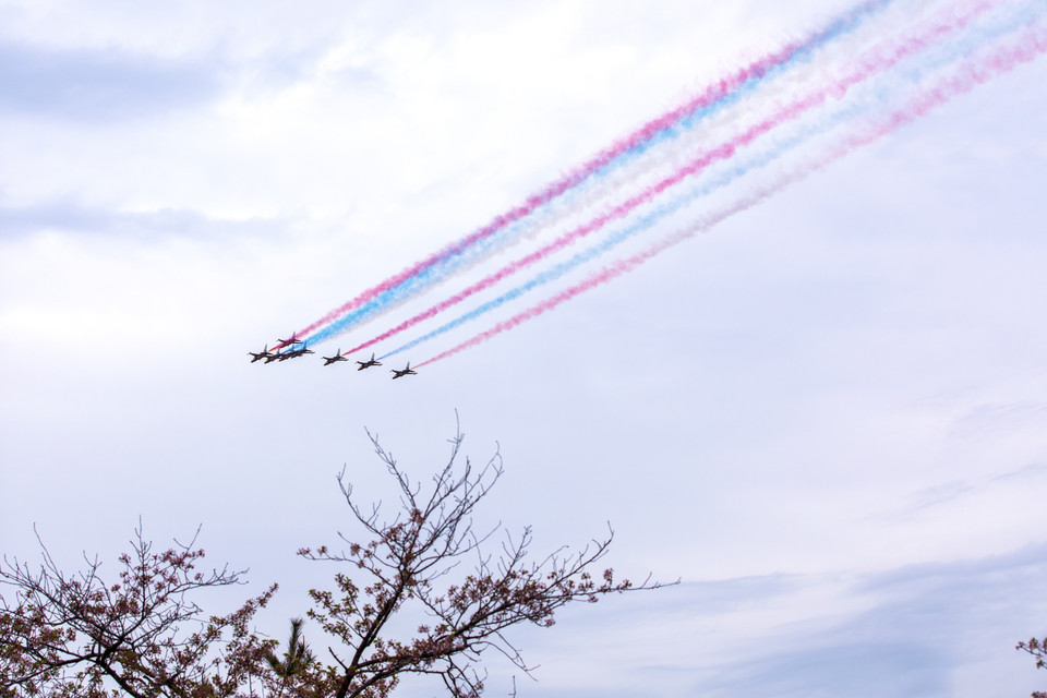 Màn biểu diễn khai mạc lễ hội của Phi đội Black Eagles danh tiếng thuộc Không quân Hàn Quốc. (Ảnh: Anh Nguyên/TTXVN)