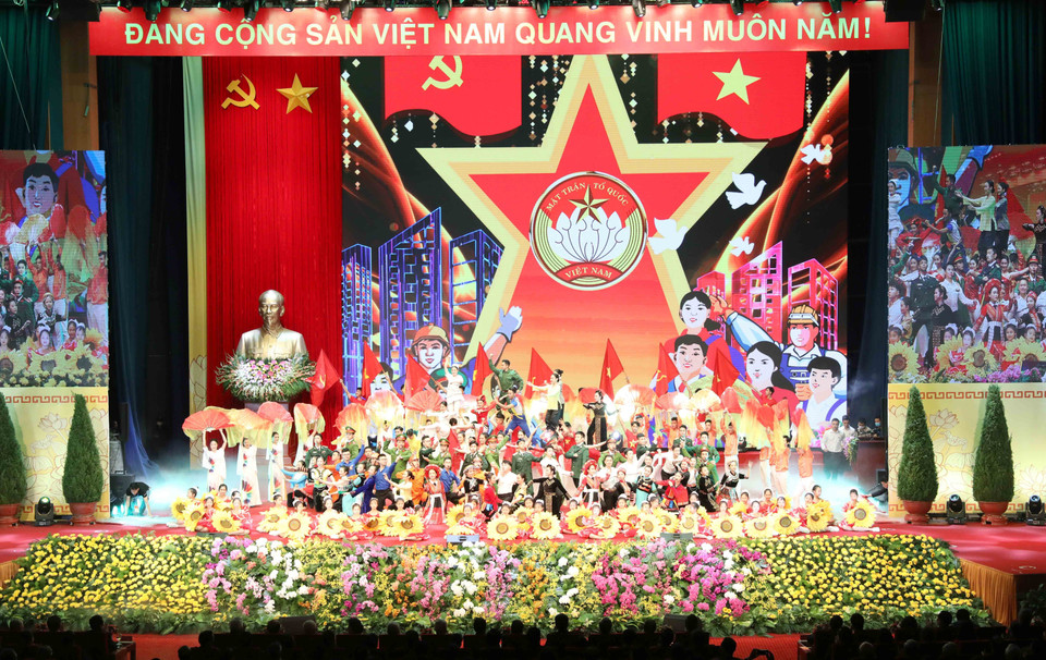 Chương trình nghệ thuật chào mừng Lễ kỷ niệm. (Ảnh: Phương Hoa/TTXVN)