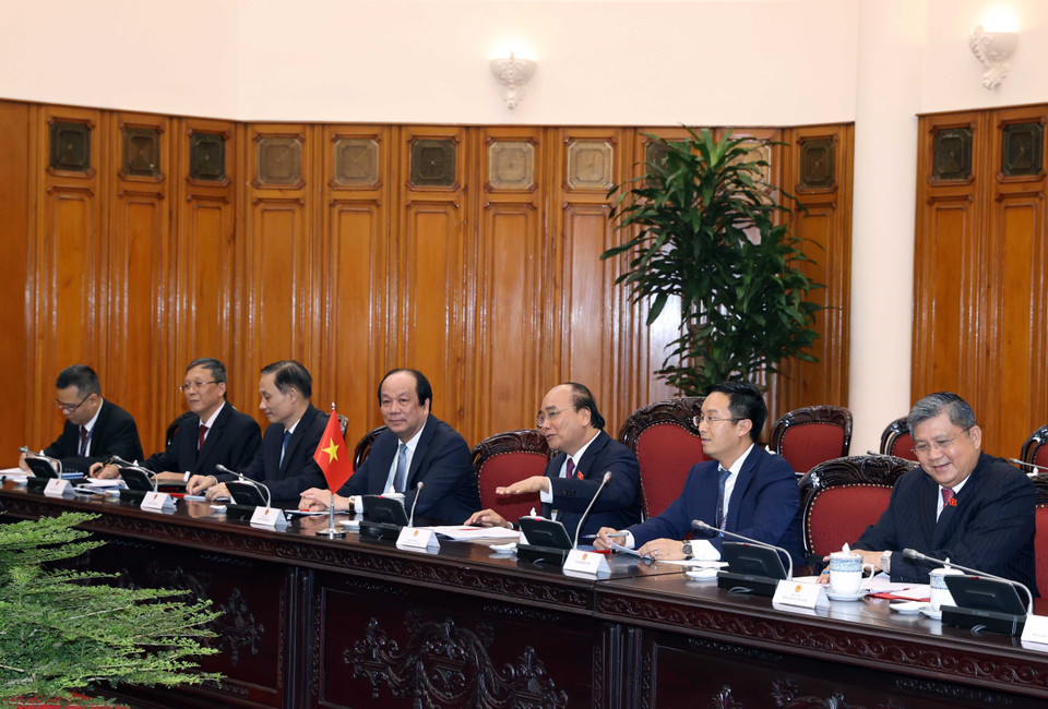 Thủ tướng Nguyễn Xuân Phúc phát biểu tại buổi tiếp Chủ tịch Quốc hội Hàn Quốc Park Byeong-Seug. (Ảnh: Thống Nhất/TTXVN)