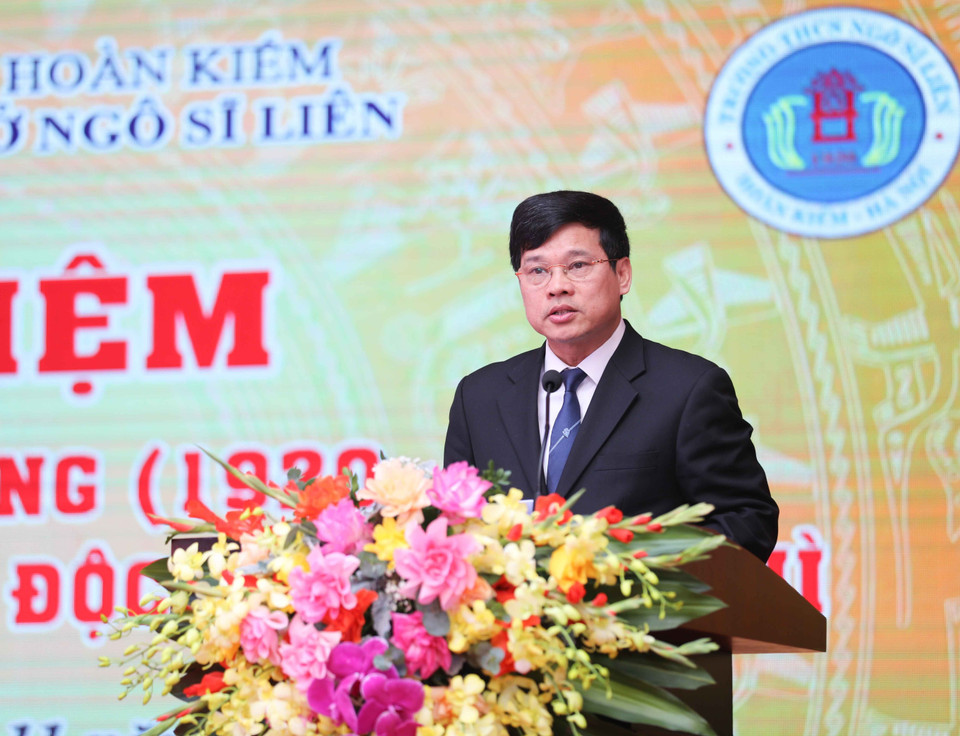 Phó Chủ tịch Ủy ban Nhân dân thành phố Hà Nội Ngô Văn Quý phát biểu tại lễ kỷ niệm. (Ảnh: Thanh Tùng/TTXVN)