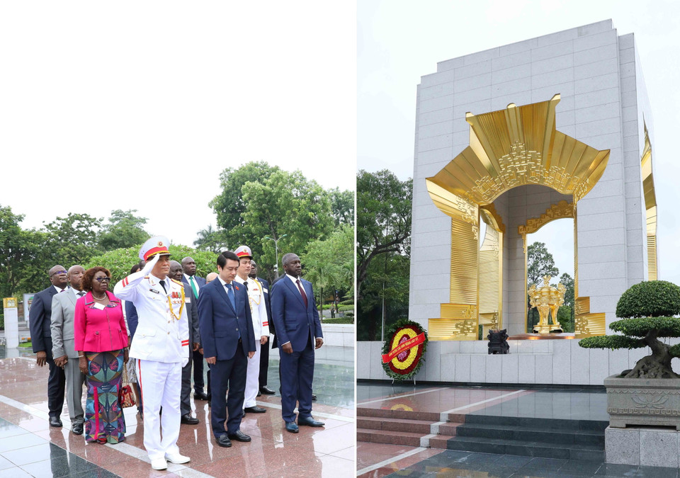 Chủ tịch Quốc hội Bờ Biển Ngà (Côte d'Ivoire) Adama Bictogo đến đặt vòng hoa tưởng niệm các Anh hùng liệt sỹ. (Ảnh: An Đăng/TTXVN)