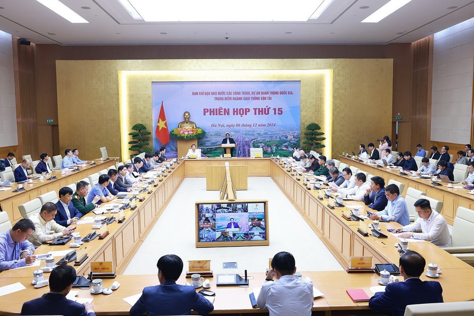 Phiên họp thứ 15 Ban chỉ đạo dự án trọng điểm ngành giao thông. (Ảnh: Dương Giang/TTXVN)