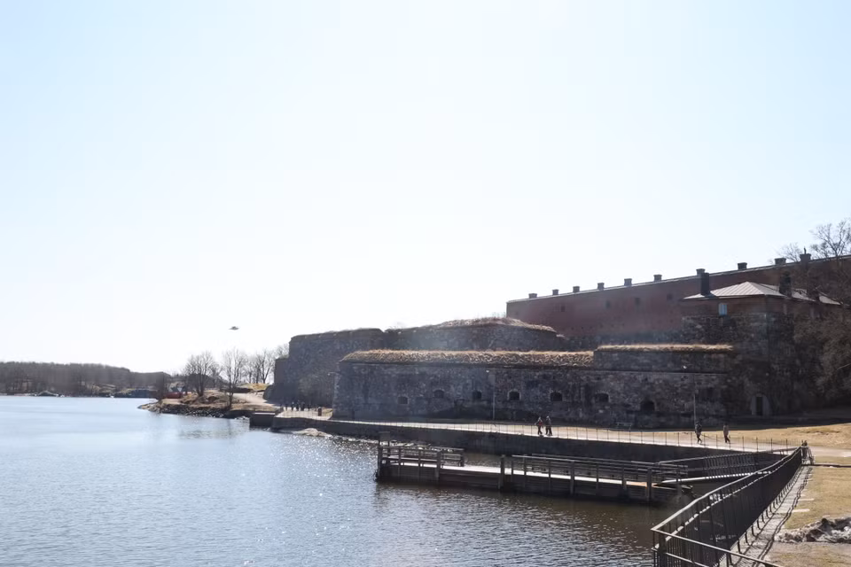 Vẻ đẹp kiến trúc độc đáo của Pháo đài Suomenlinna. (Ảnh: Diệp Trương/TTXVN)